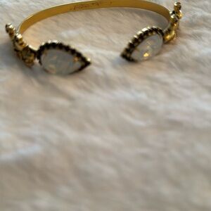 Elegant Gold and White Women's Bracelet